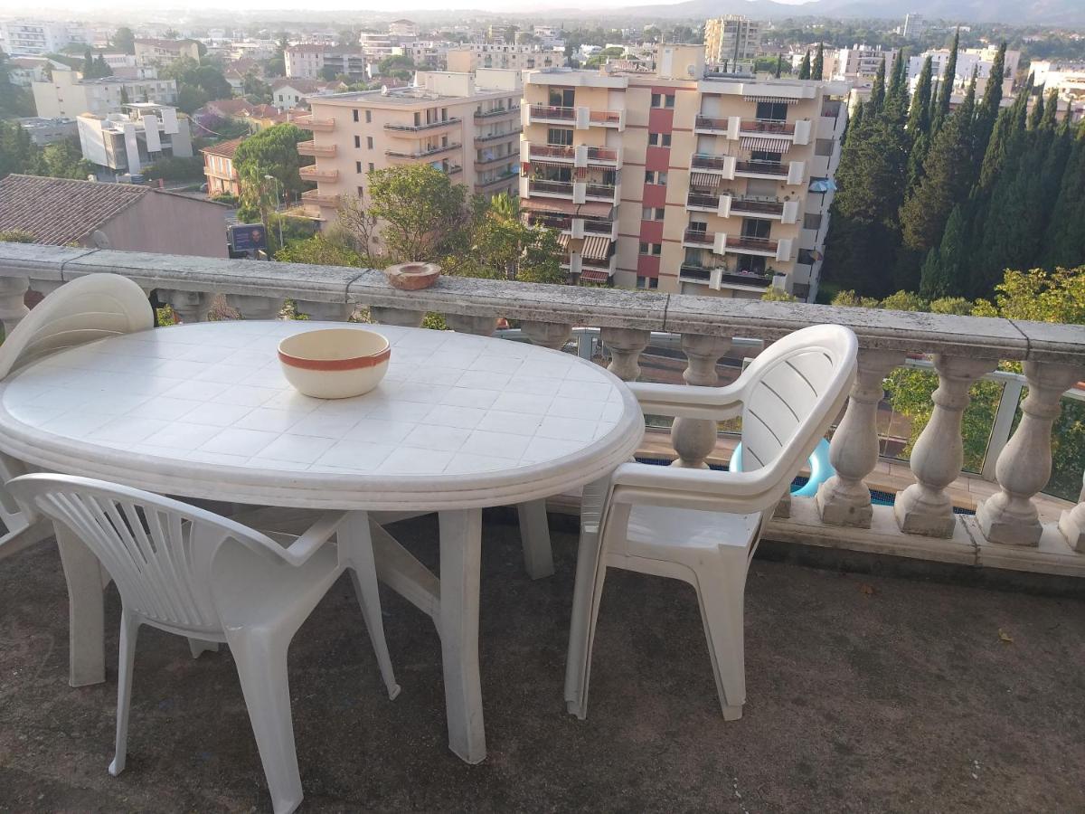 Ravissant Appartement Saint-Raphael Piscine Esterno foto