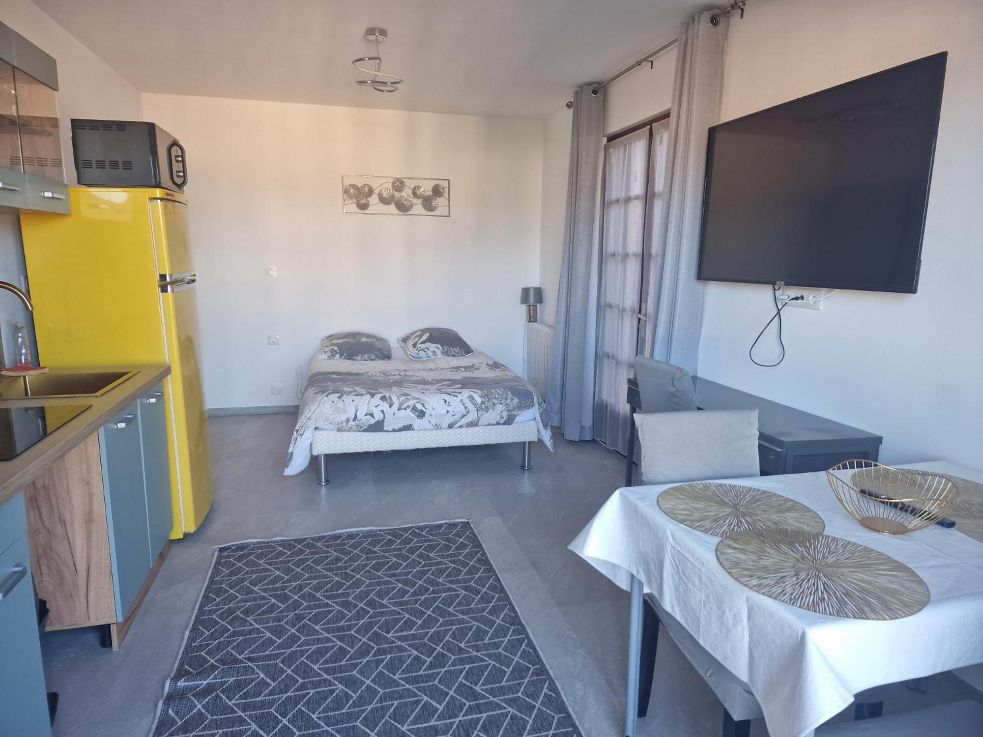 Ravissant Appartement Saint-Raphael Piscine Esterno foto